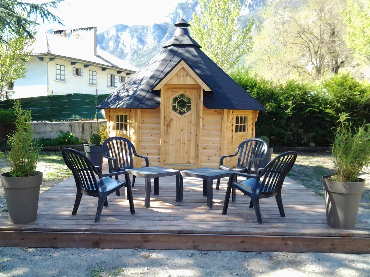 Hotel La Gare LʼArgentière-la-Bessée 外观 照片