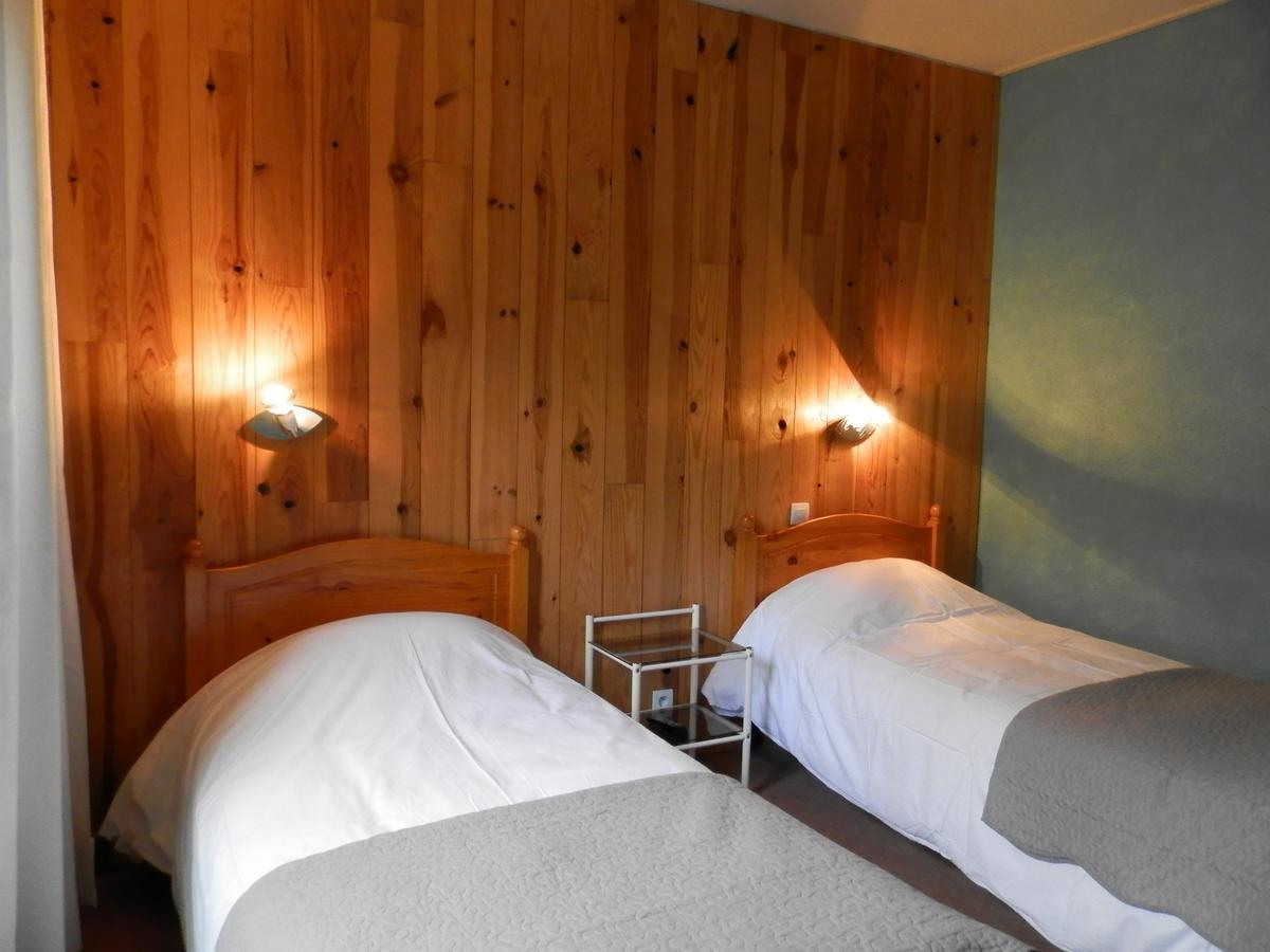 Hotel La Gare LʼArgentière-la-Bessée 外观 照片